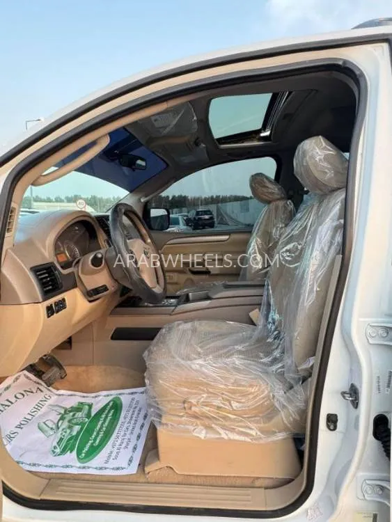 Nissan Armada 2012 for Sale in Sharjah Image-7