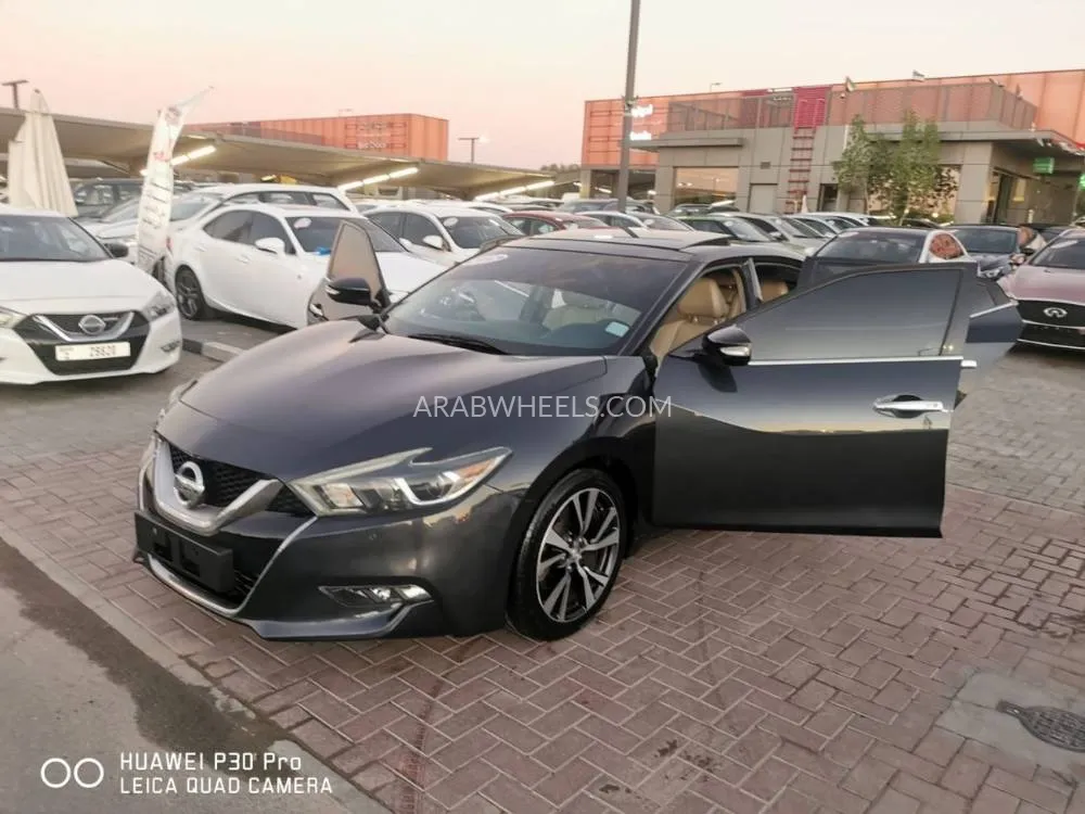 Nissan Maxima 2016 for Sale in Sharjah Image-11