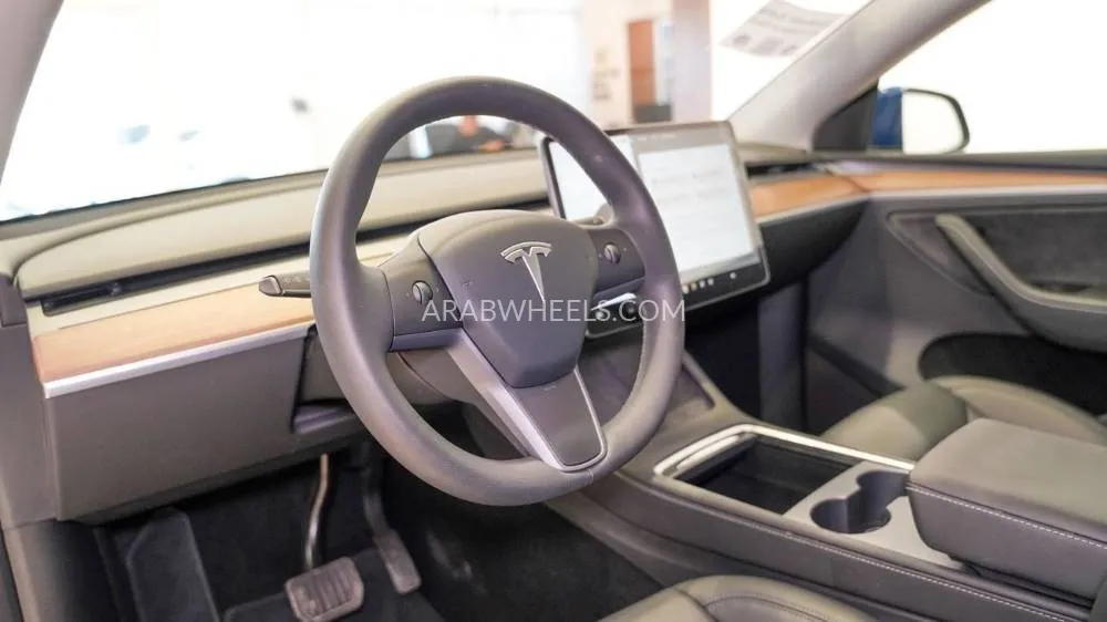 Tesla Model Y 2023 for Sale in Sharjah Image-20