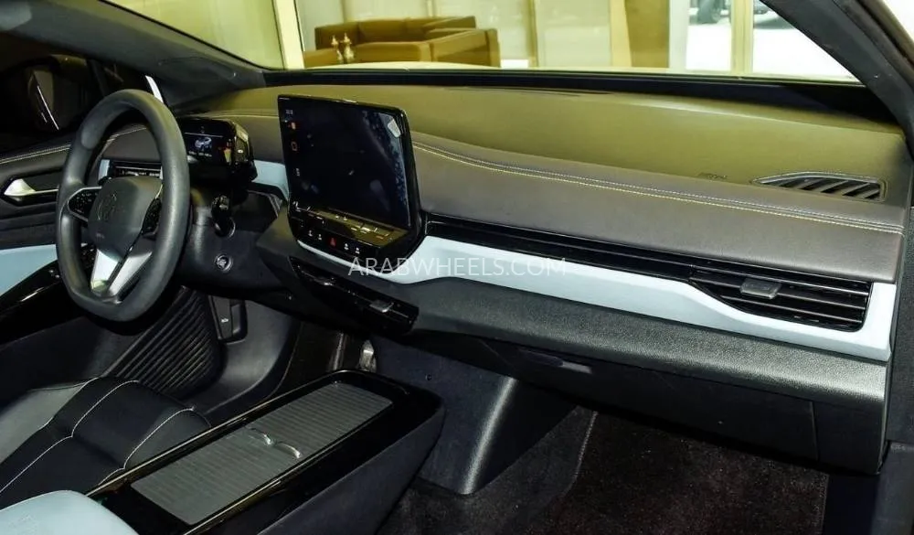 Volkswagen ID.4 2022 for Sale in Sharjah Image-7