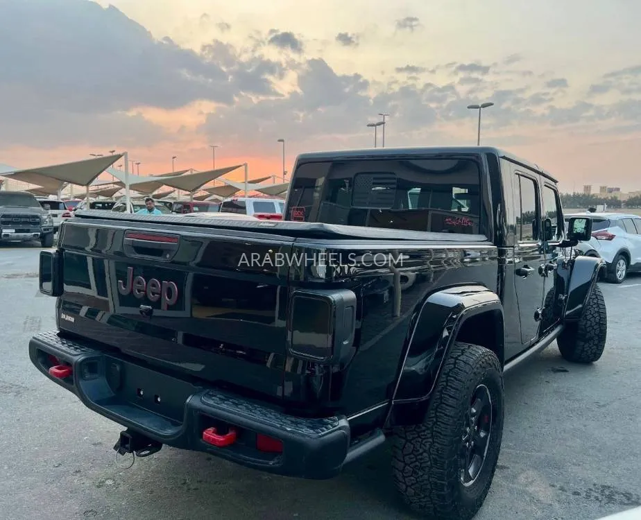 جيب غلادياتور 2023 for Sale in الشارقة Image-3
