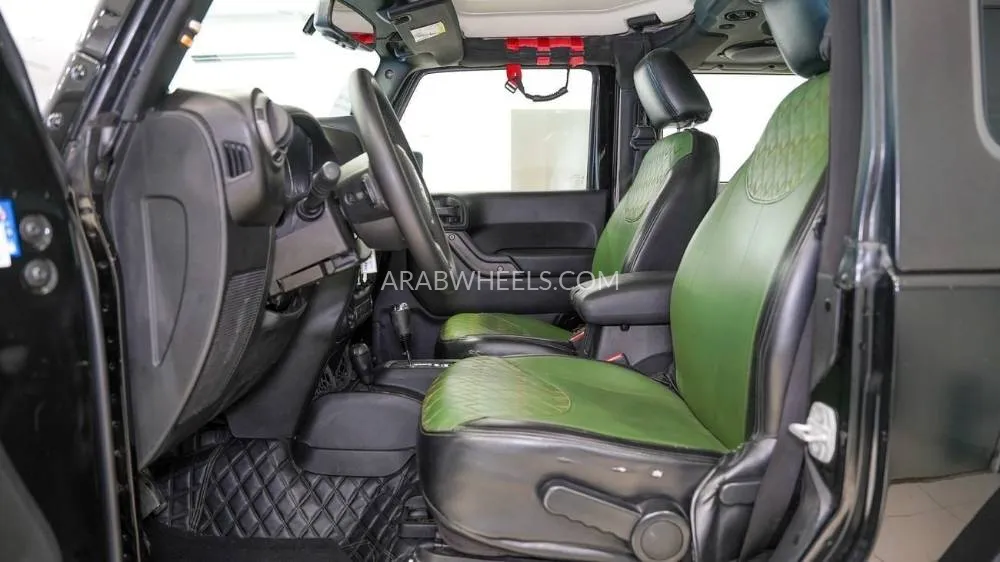 Jeep Wrangler 2013 for Sale in Sharjah Image-12