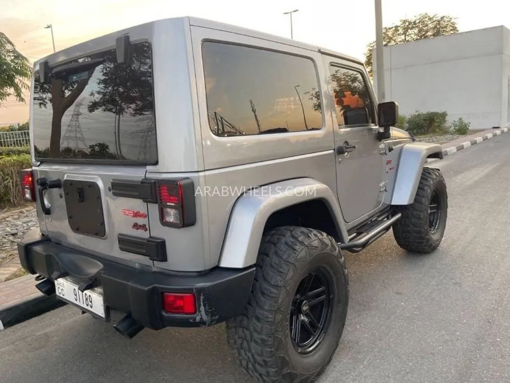 Jeep Wrangler 2015 for Sale in Dubai Image-3