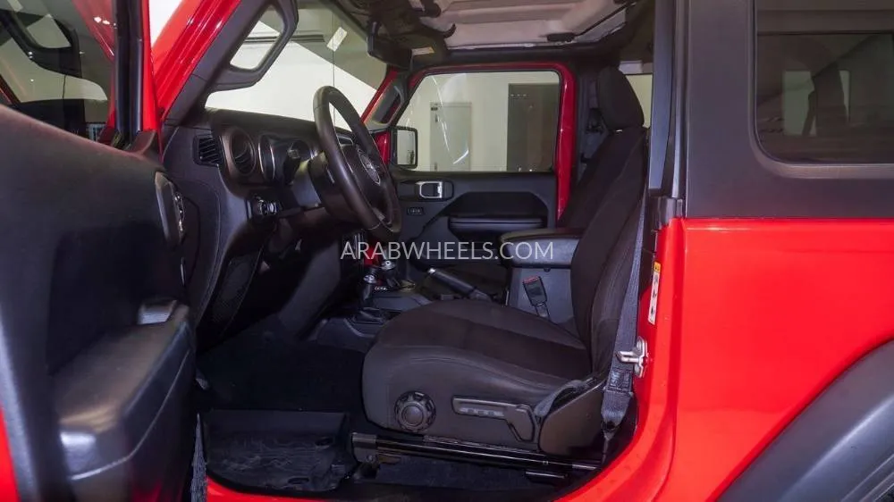 Jeep Wrangler 2019 for Sale in Sharjah Image-15