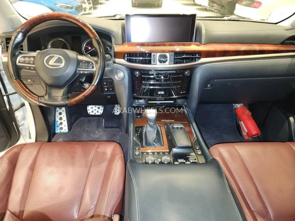 Lexus LX 2018 for Sale in Dubai Image-8