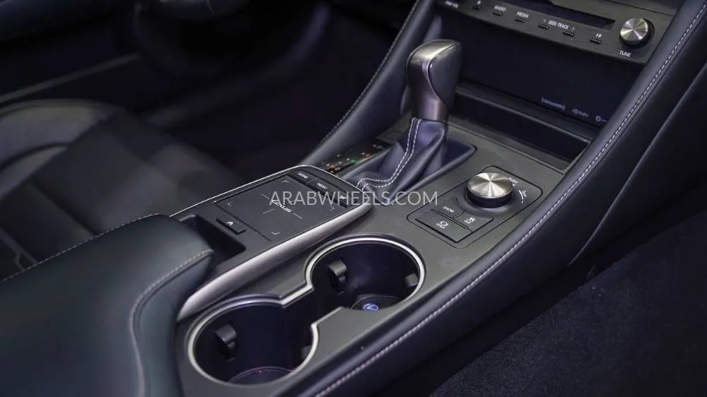 Lexus RC 2021 for Sale in Sharjah Image-7