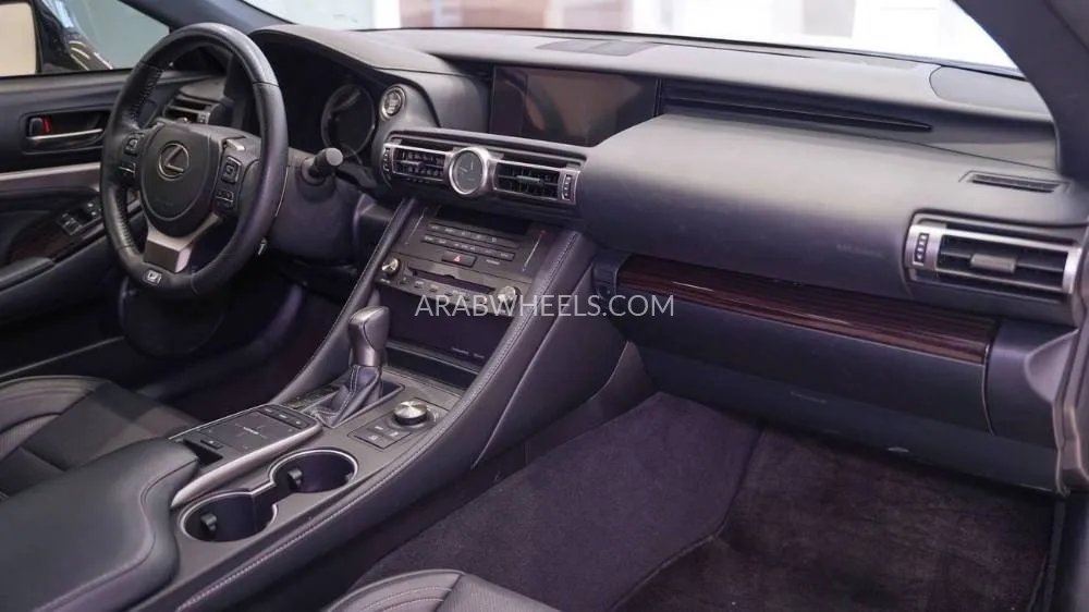 Lexus RC 2021 for Sale in Sharjah Image-10