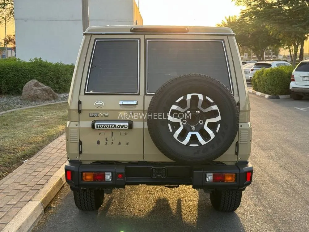 تويوتا لاند كروزر 2024 for Sale in دبي Image-7