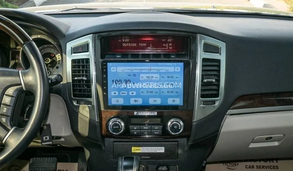 Mitsubishi Pajero 2020 for Sale in Dubai Image-6