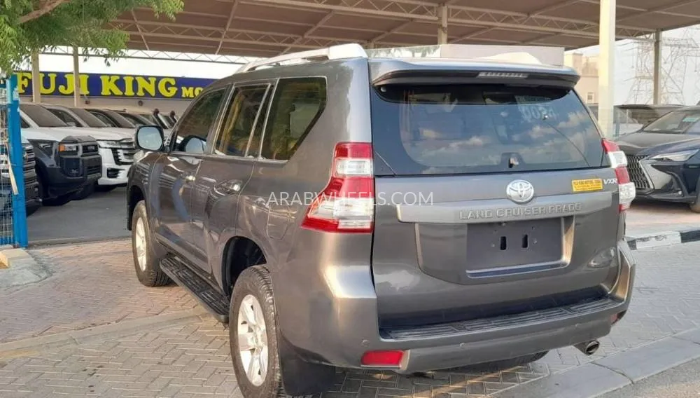 Toyota Land Cruiser Prado 2015 for Sale in Dubai Image-4