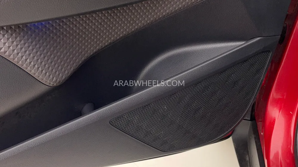 Toyota C-HR 2021 for Sale in Dubai Image-23