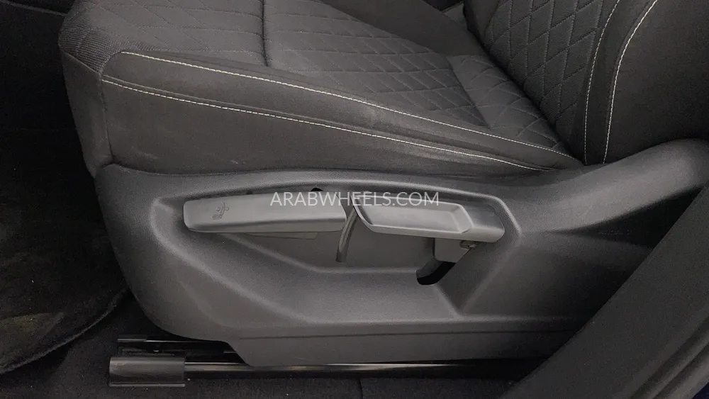 Volkswagen Teramont 2022 for Sale in Dubai Image-21