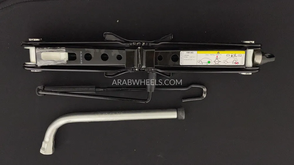 Volkswagen Teramont 2022 for Sale in Dubai Image-28