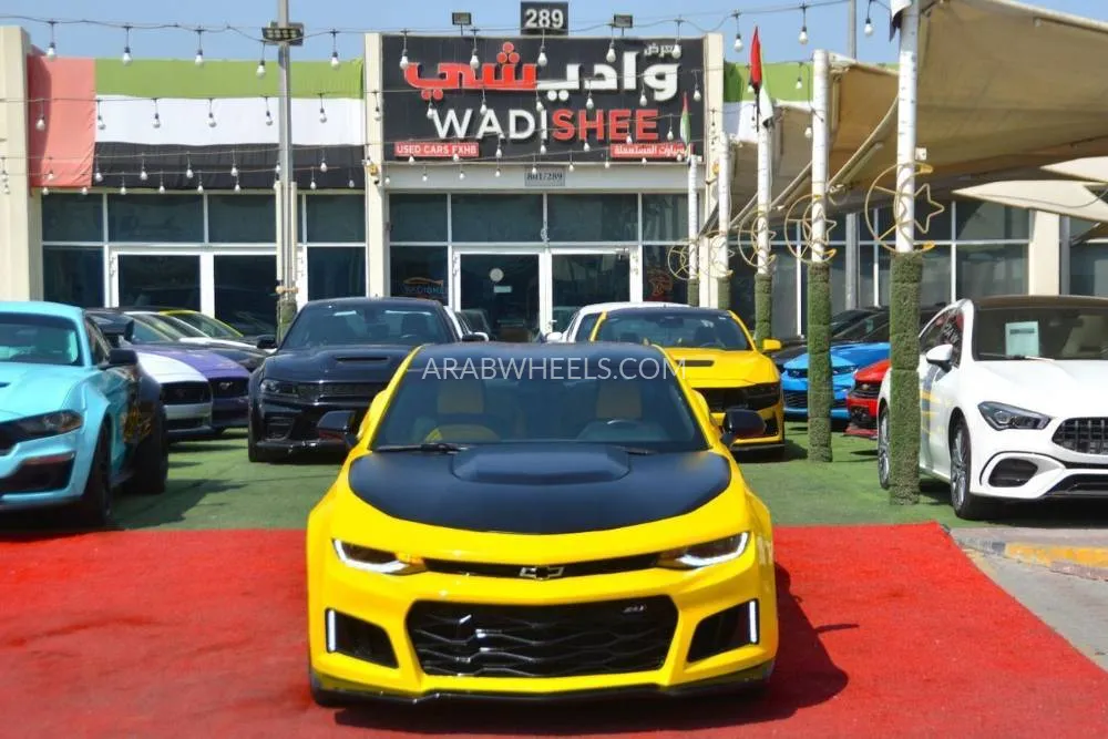 شيفروليه كامارو 2020 for Sale in الشارقة Image-2