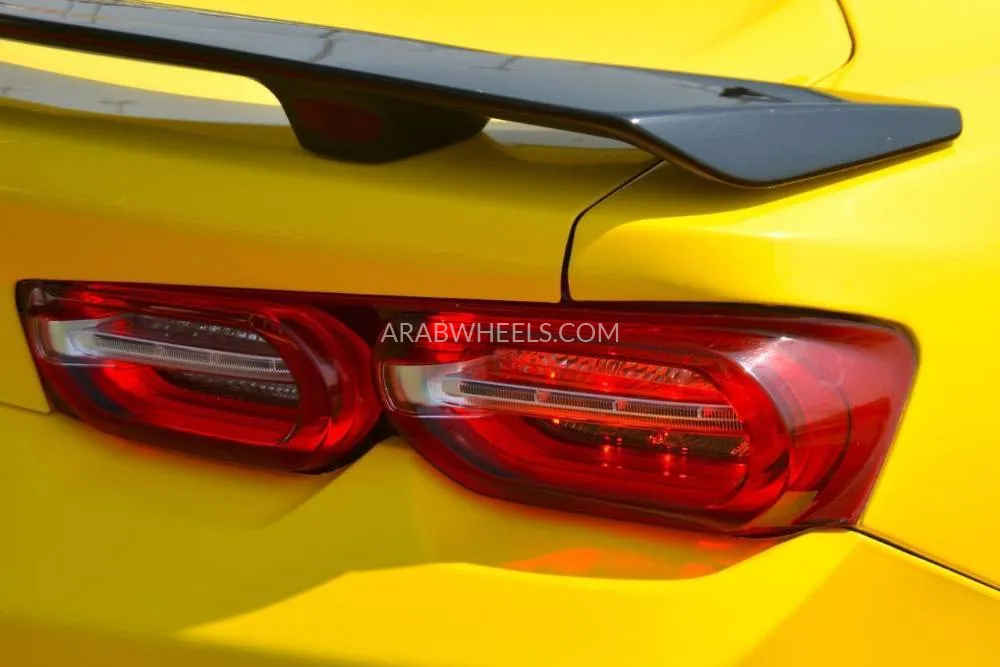 شيفروليه كامارو 2020 for Sale in الشارقة Image-9