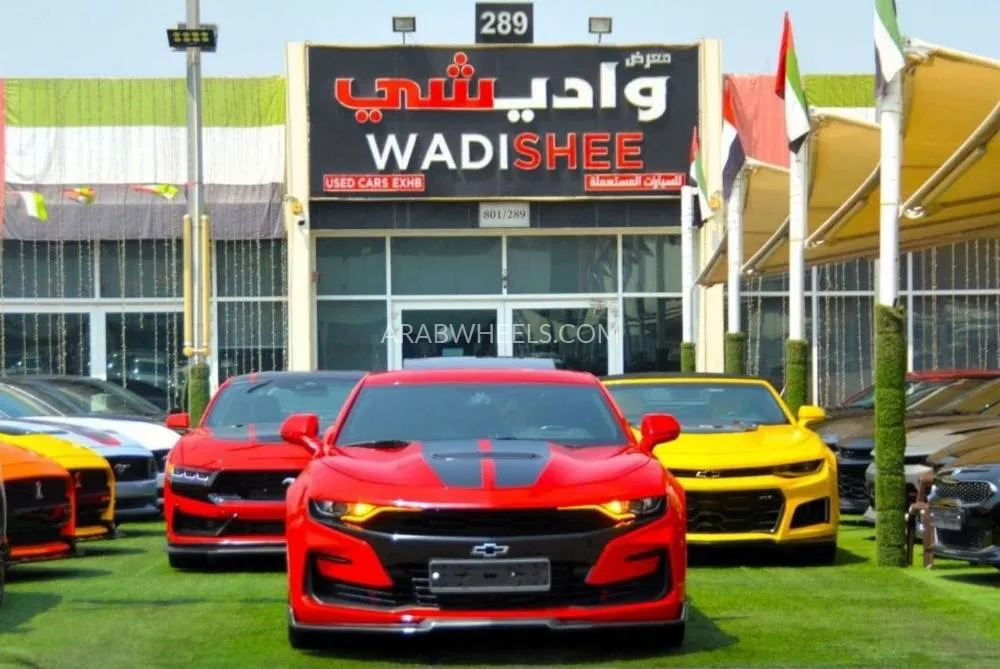 Chevrolet Camaro 2019 for Sale in Sharjah Image-2