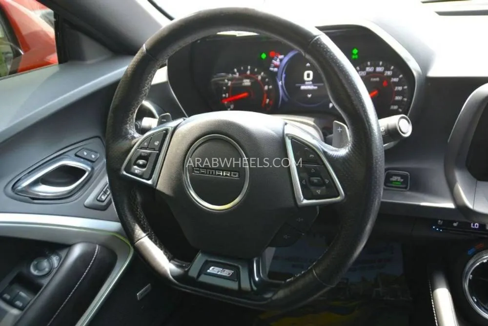 Chevrolet Camaro 2019 for Sale in Sharjah Image-9