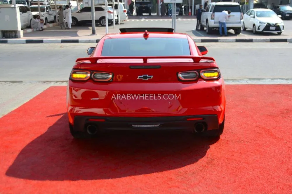 Chevrolet Camaro 2021 for Sale in Sharjah Image-7