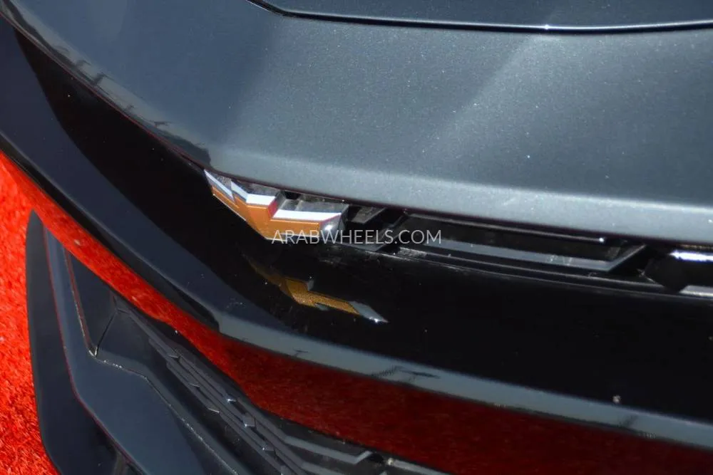 شيفروليه كامارو 2020 for Sale in الشارقة Image-11