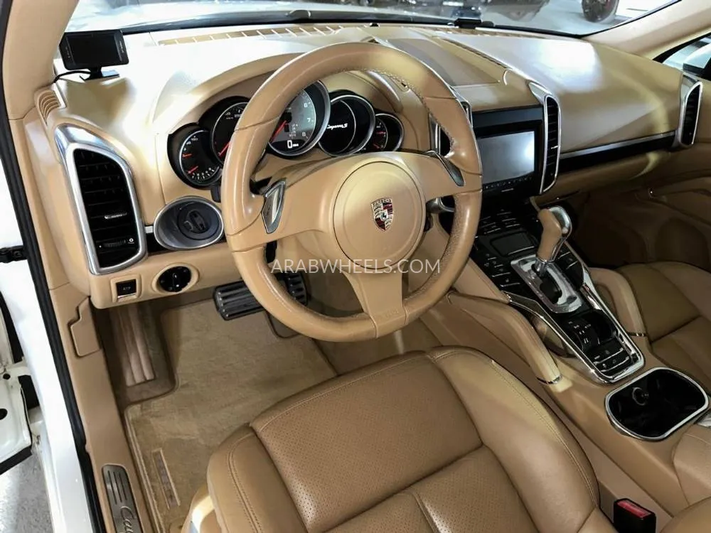 Porsche Cayenne 2012 for Sale in Dubai Image-20