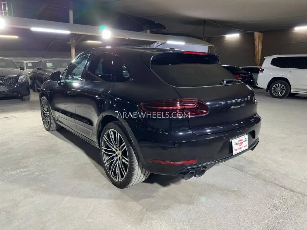 Porsche Macan 2017 for Sale in Dubai Image-4