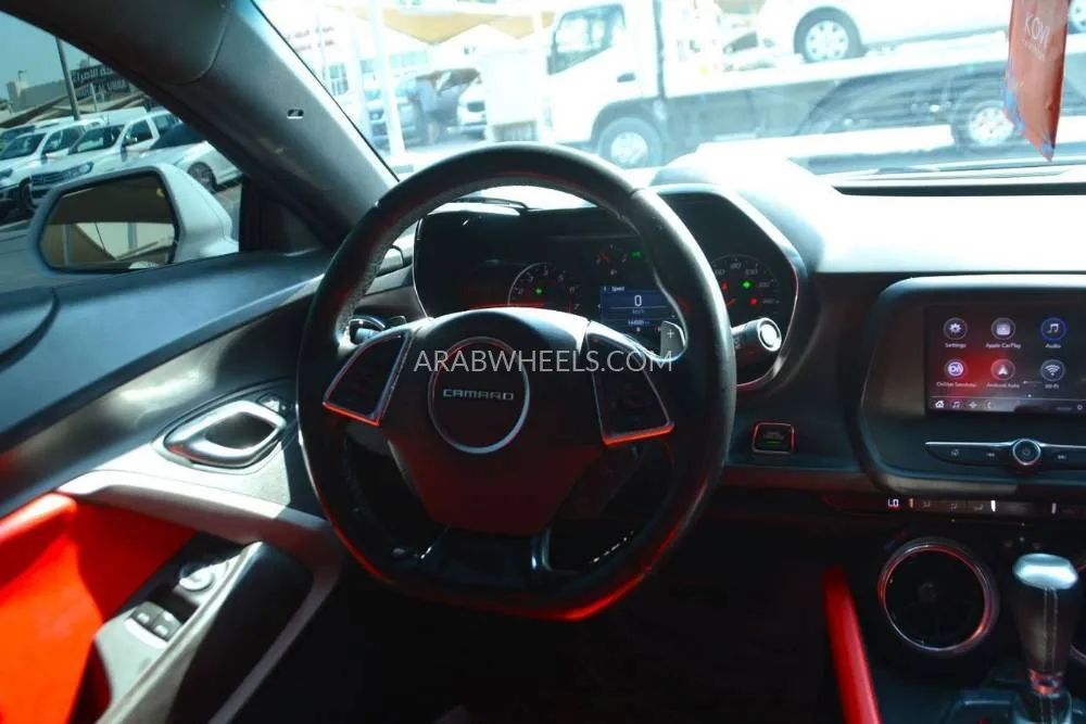 Chevrolet Camaro 2020 for Sale in Sharjah Image-14