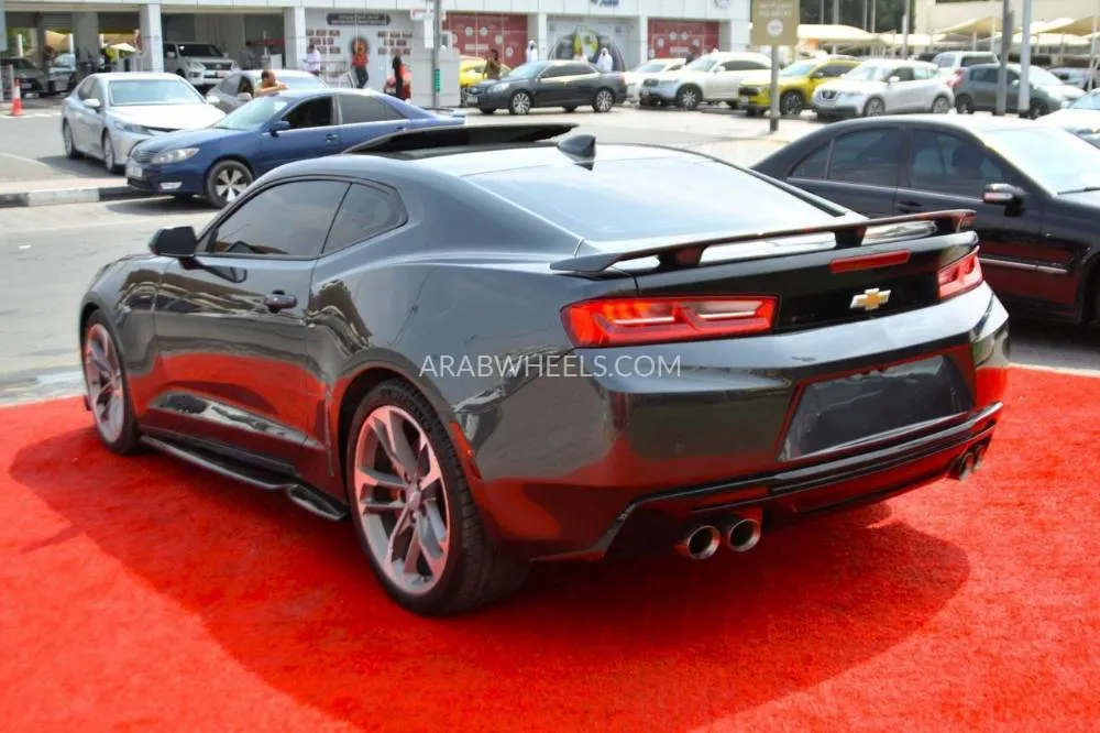 Chevrolet Camaro 2017 for Sale in Sharjah Image-6