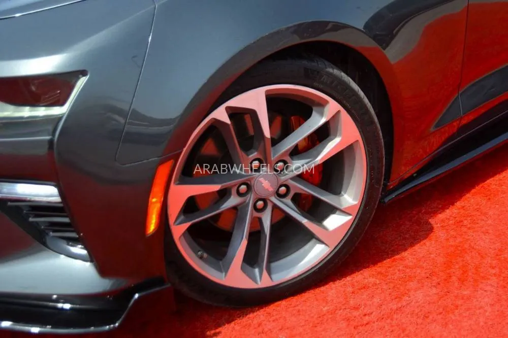 Chevrolet Camaro 2017 for Sale in Sharjah Image-20