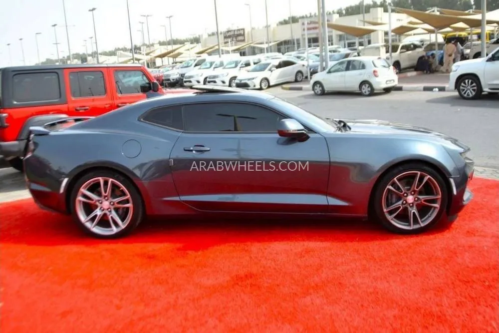 Chevrolet Camaro 2019 for Sale in Sharjah Image-18