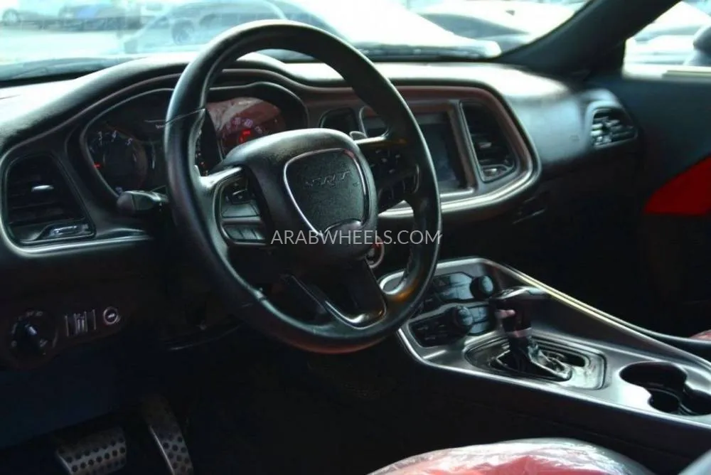 Dodge Challenger 2020 for Sale in Sharjah Image-8
