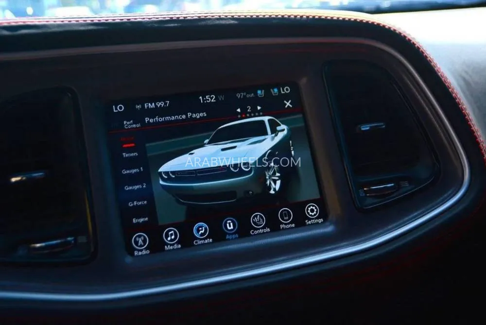 Dodge Challenger 2022 for Sale in Sharjah Image-10