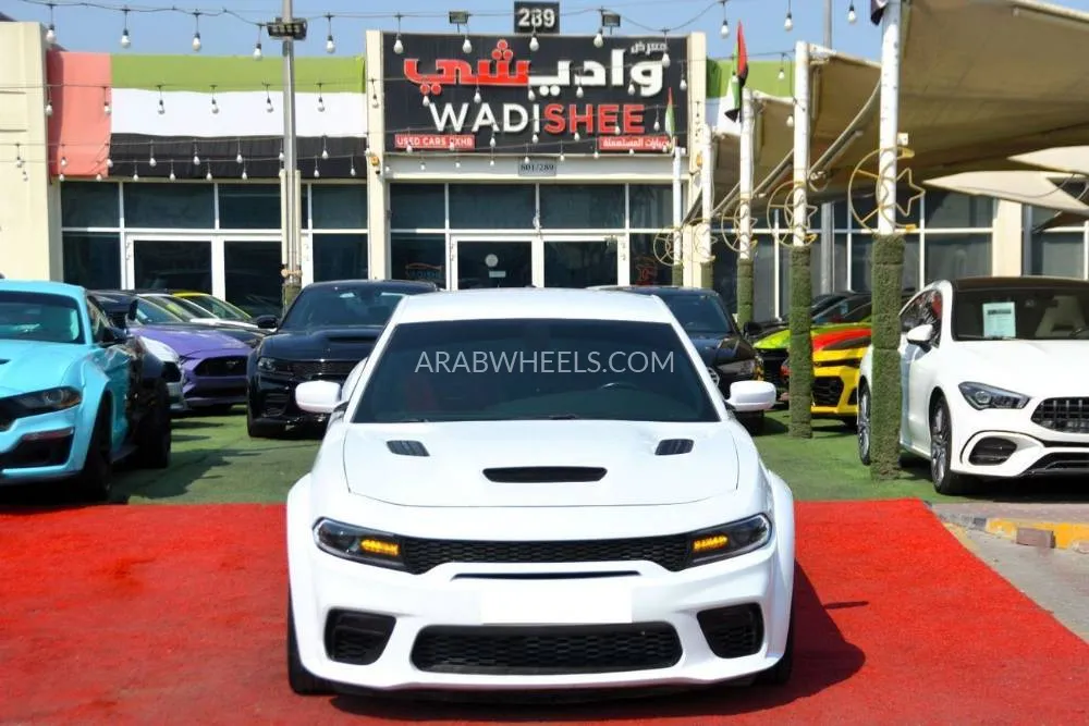 Dodge Charger 2020 for Sale in Sharjah Image-2
