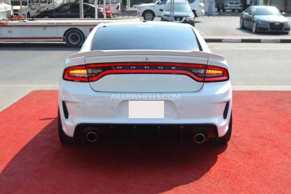 Dodge Charger 2020 for Sale in Sharjah Image-7