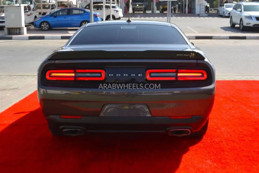 Dodge Charger 2023 for Sale in Sharjah Image-7