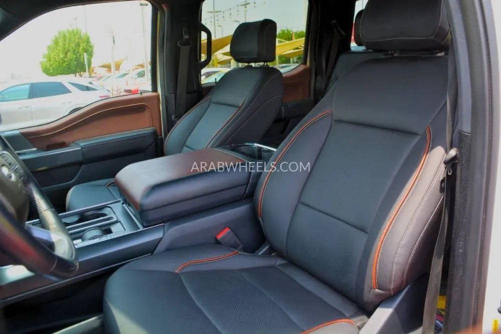 Ford F 150 2023 for Sale in Sharjah Image-10