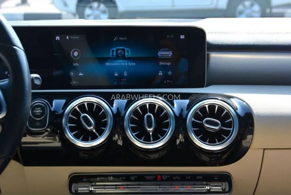 Mercedes Benz A Class 2020 for Sale in Sharjah Image-9