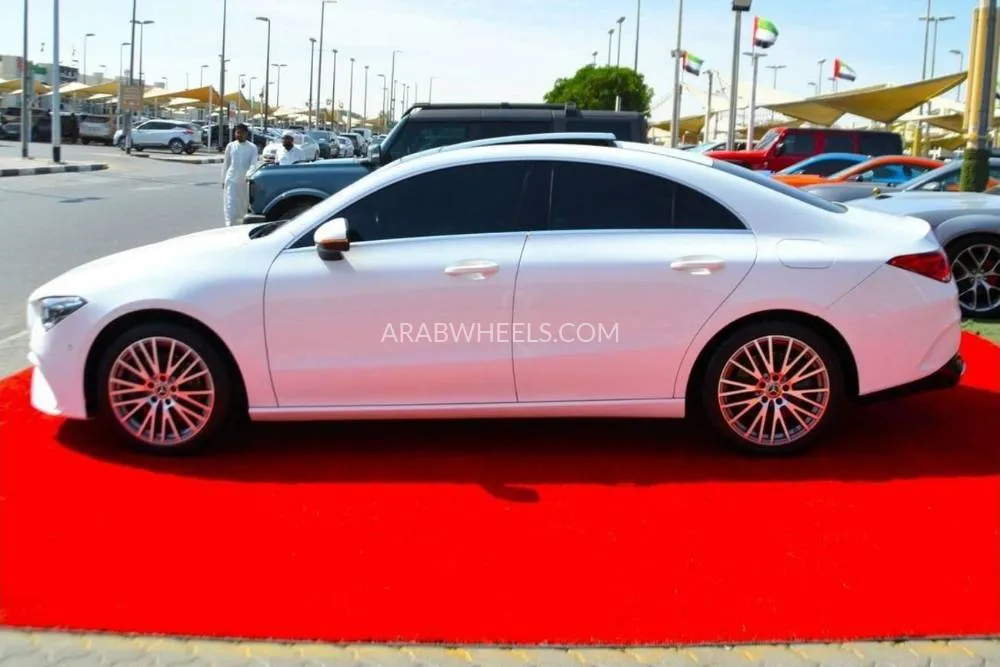 Mercedes Benz A Class 2020 for Sale in Sharjah Image-18