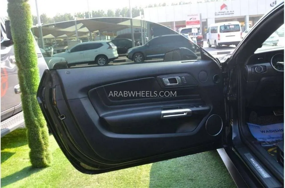 Ford Mustang 2022 for Sale in Sharjah Image-22