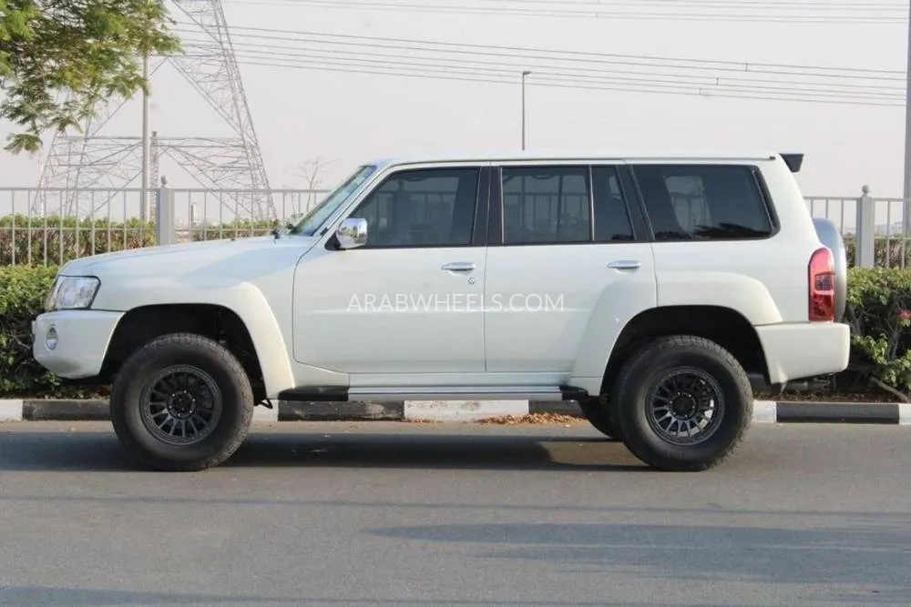 نيسان باترول 2023 for Sale in دبي Image-30