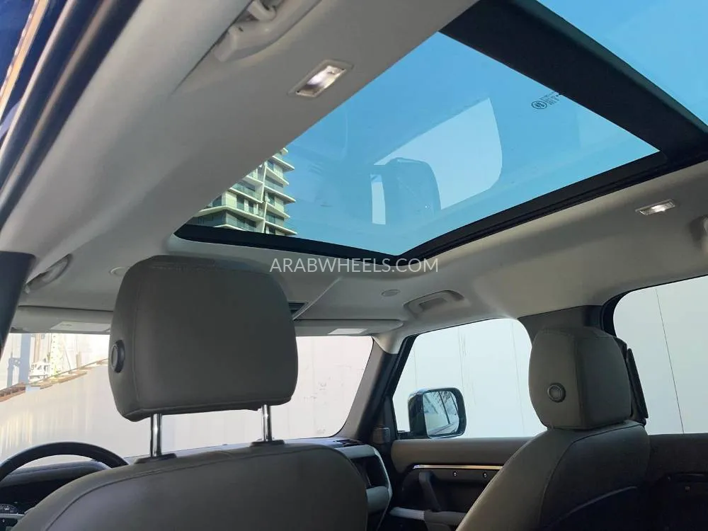 Land Rover Defender 2023 for Sale in Dubai Image-24