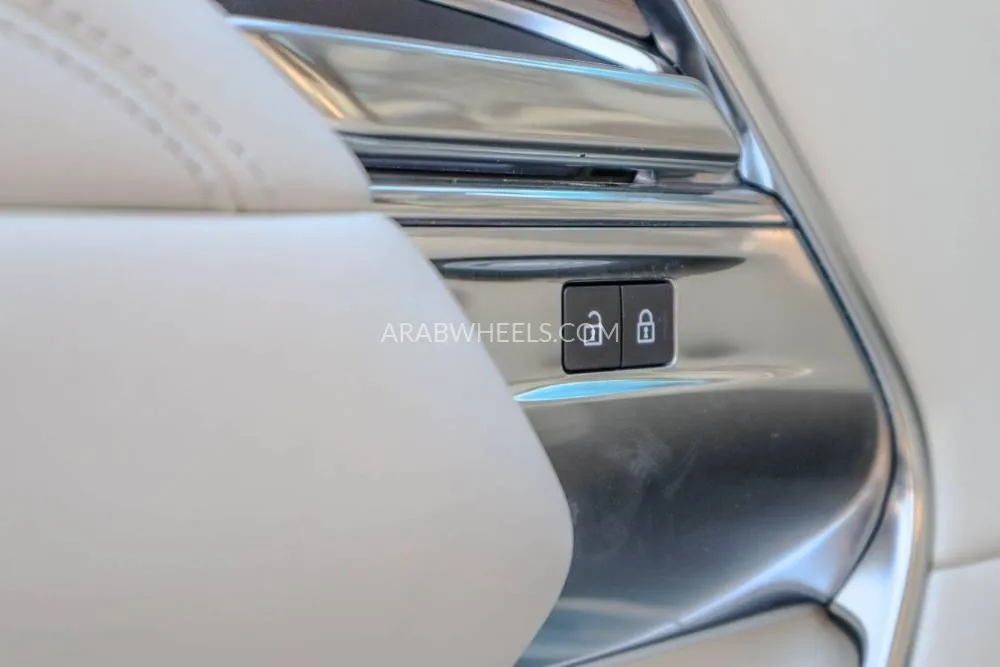 لاند روفر رينج روفر 2022 for Sale in دبي Image-16