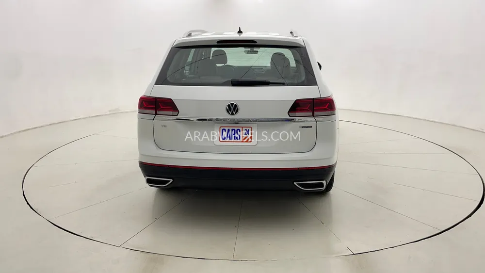 Volkswagen Teramont 2023 for Sale in Dubai Image-4
