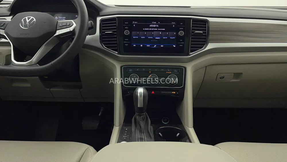 Volkswagen Teramont 2023 for Sale in Dubai Image-14