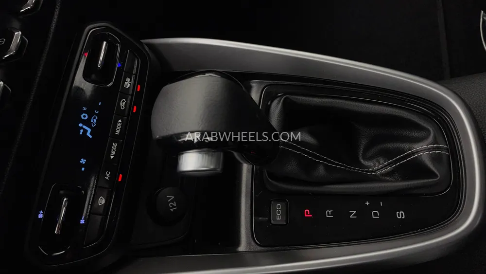 Chevrolet Groove 2024 for Sale in Dubai Image-18