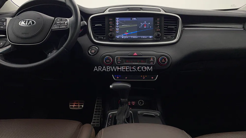 Kia Sorento 2019 for Sale in Dubai Image-14