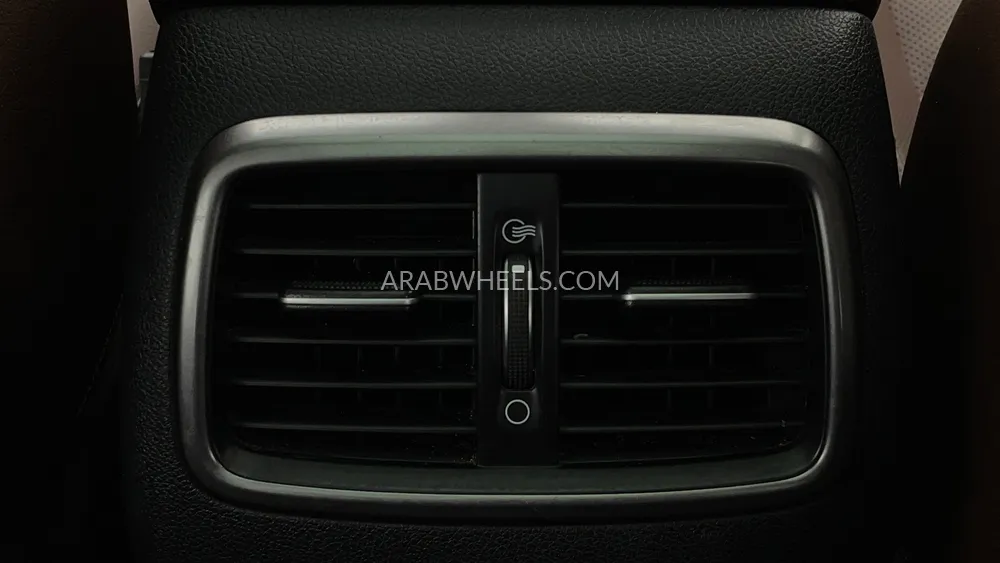 Kia Sorento 2019 for Sale in Dubai Image-27