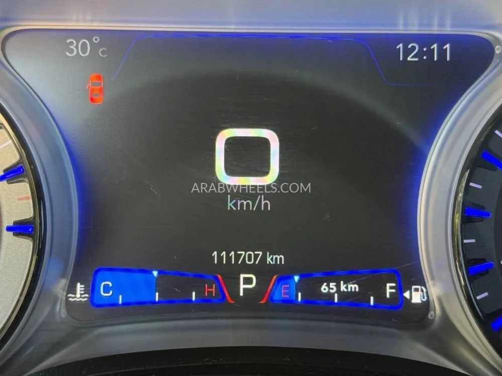 كرايسلر 300 2019 for Sale in الشارقة Image-6