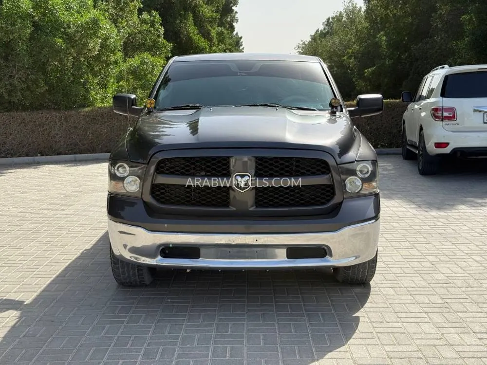 Dodge Ram Van 2014 for Sale in Sharjah Image-4