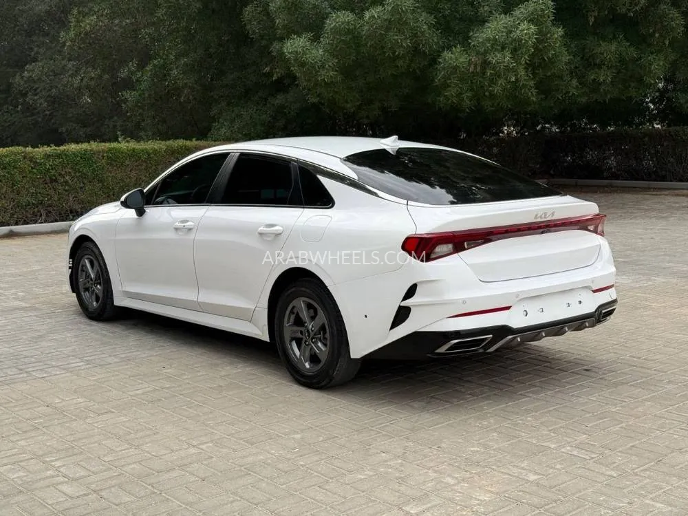 Kia K5 2022 for Sale in Sharjah Image-4