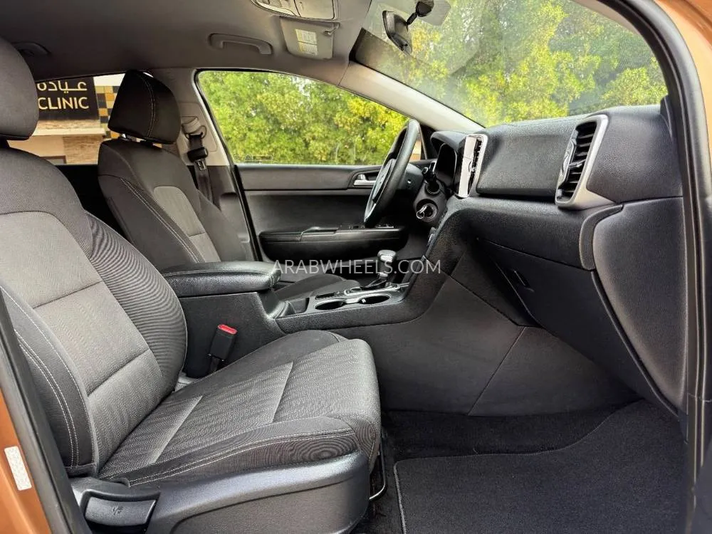 Kia Sportage 2019 for Sale in Sharjah Image-18